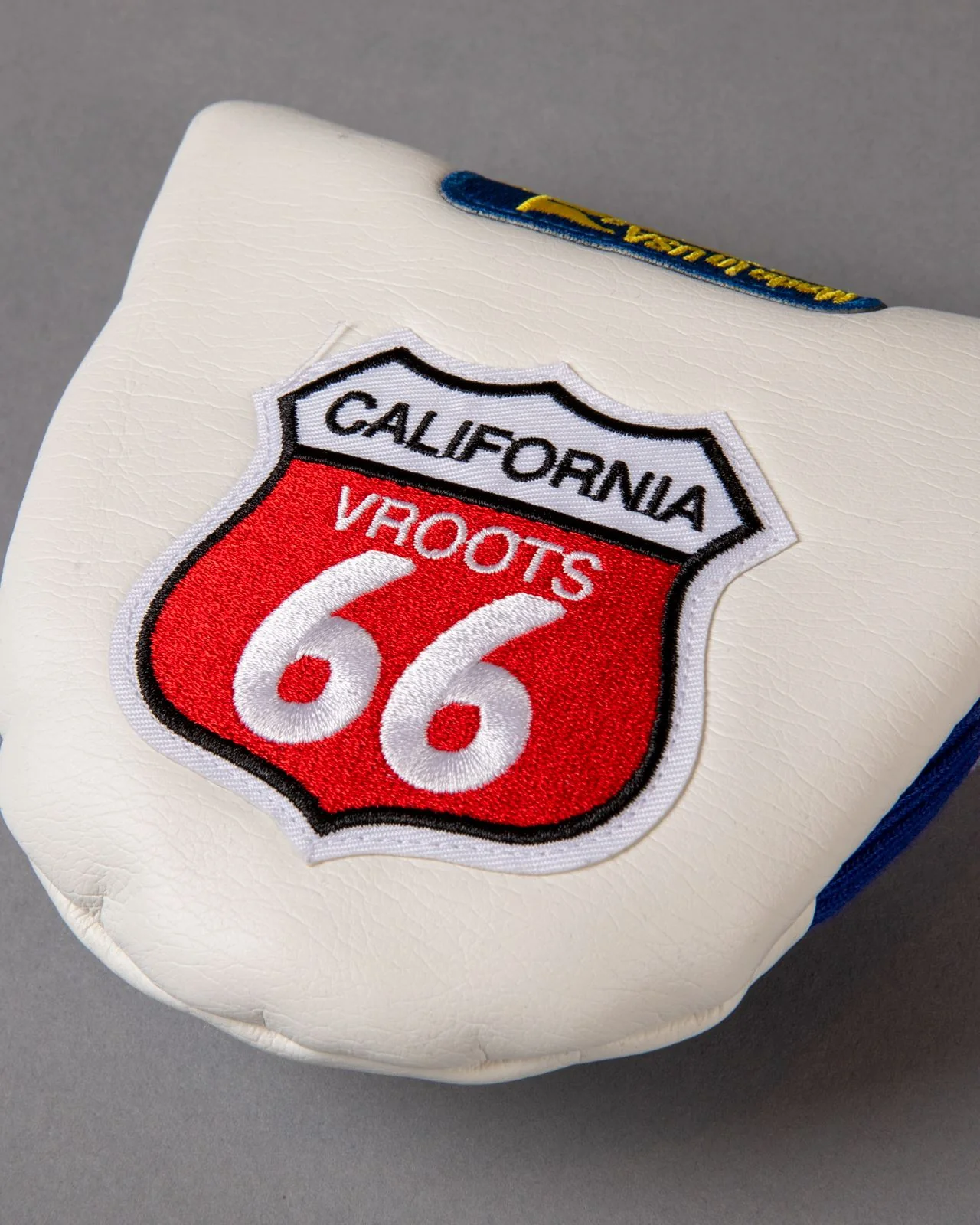 Round Tail U-Leather Mallet Putter Cover Newport White - Image 4